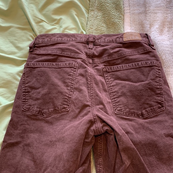 AEO, 90’s straight corduroy brown jeans: size 8 - Picture 5 of 5